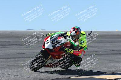 media/Oct-13-2025-Moto Forza (Mon) [[a66d839500]]/3-B Group/Session 2 (Bowl)/